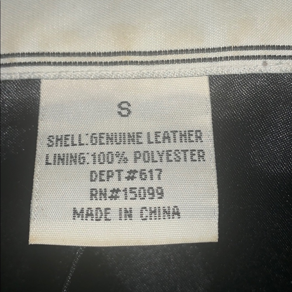 Women’s black modern Essentials leather jacket